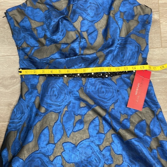 NWT Carmen Marc Valvo Infusion One Shoulder Floral Formal Gown with Pockets 12 - Picture 9 of 16